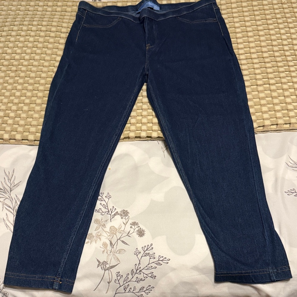 Dark Blue Denim skinny capris